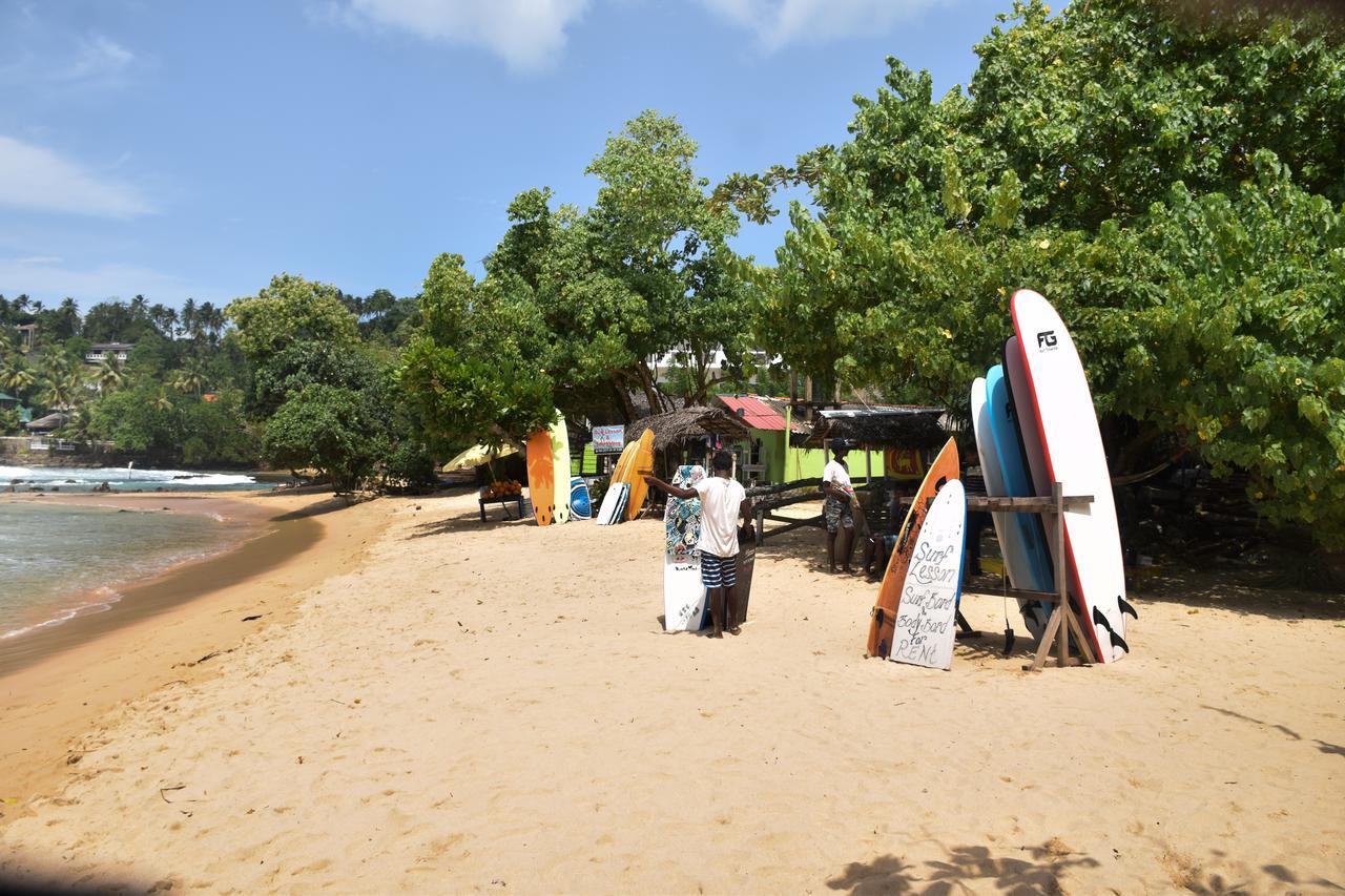 Mira Whales Resort Mirissa Exterior foto